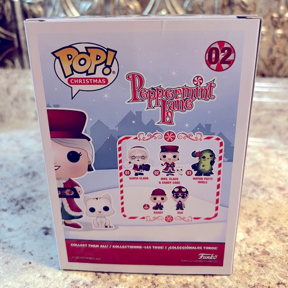 FUNKO POP! Santa & Mrs. Claus Both New In Box - Picture 11 of 16